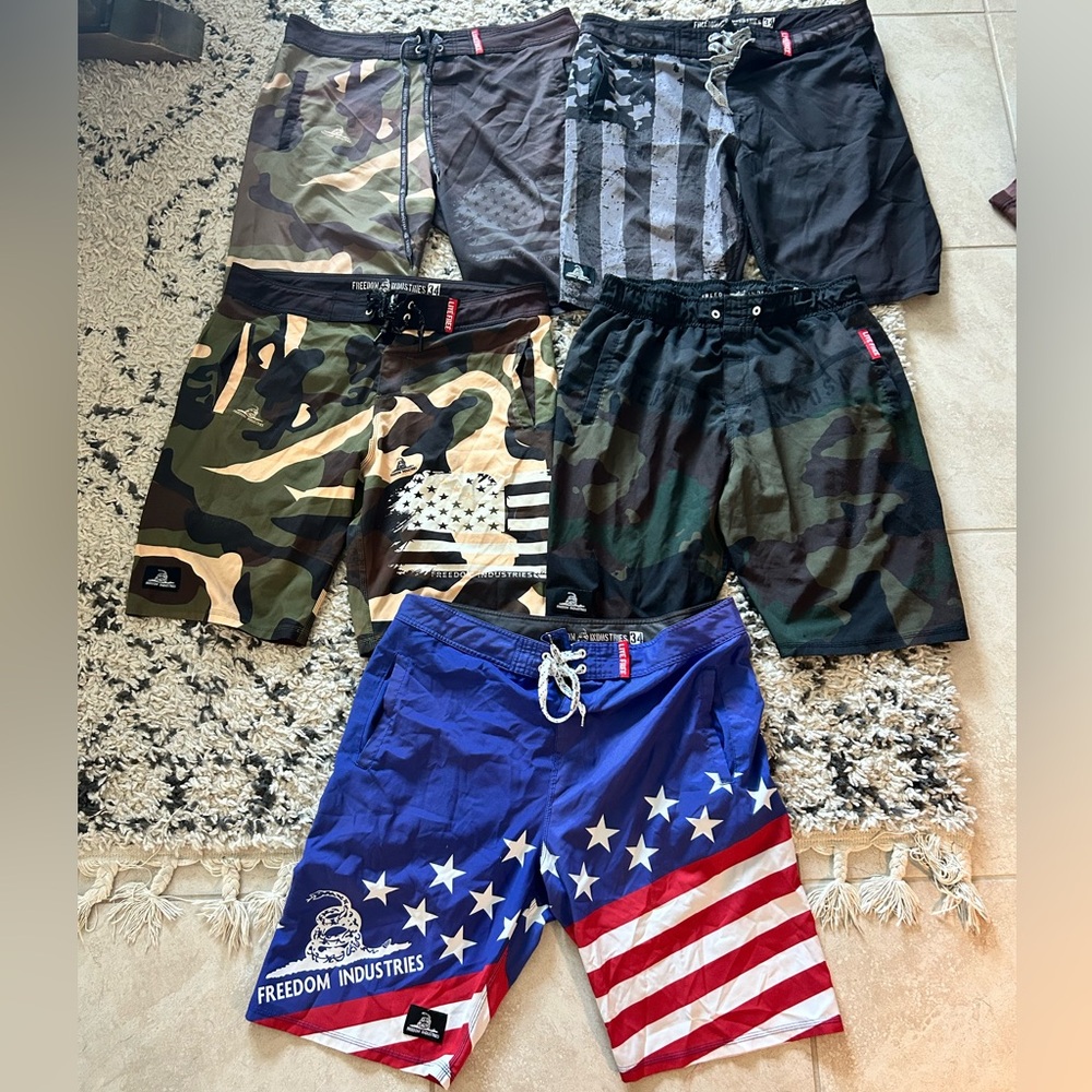 Men’s size 34 Freedom Industries swim shorts